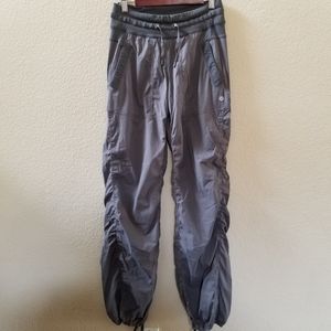 Lululemon Athletica Windbreaker Pants Size 2